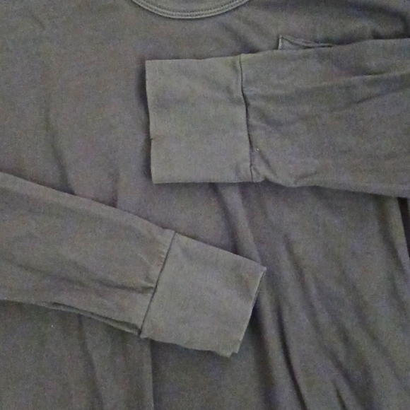 Aerie small dark gray long sleeve tee - Picture 2 of 4